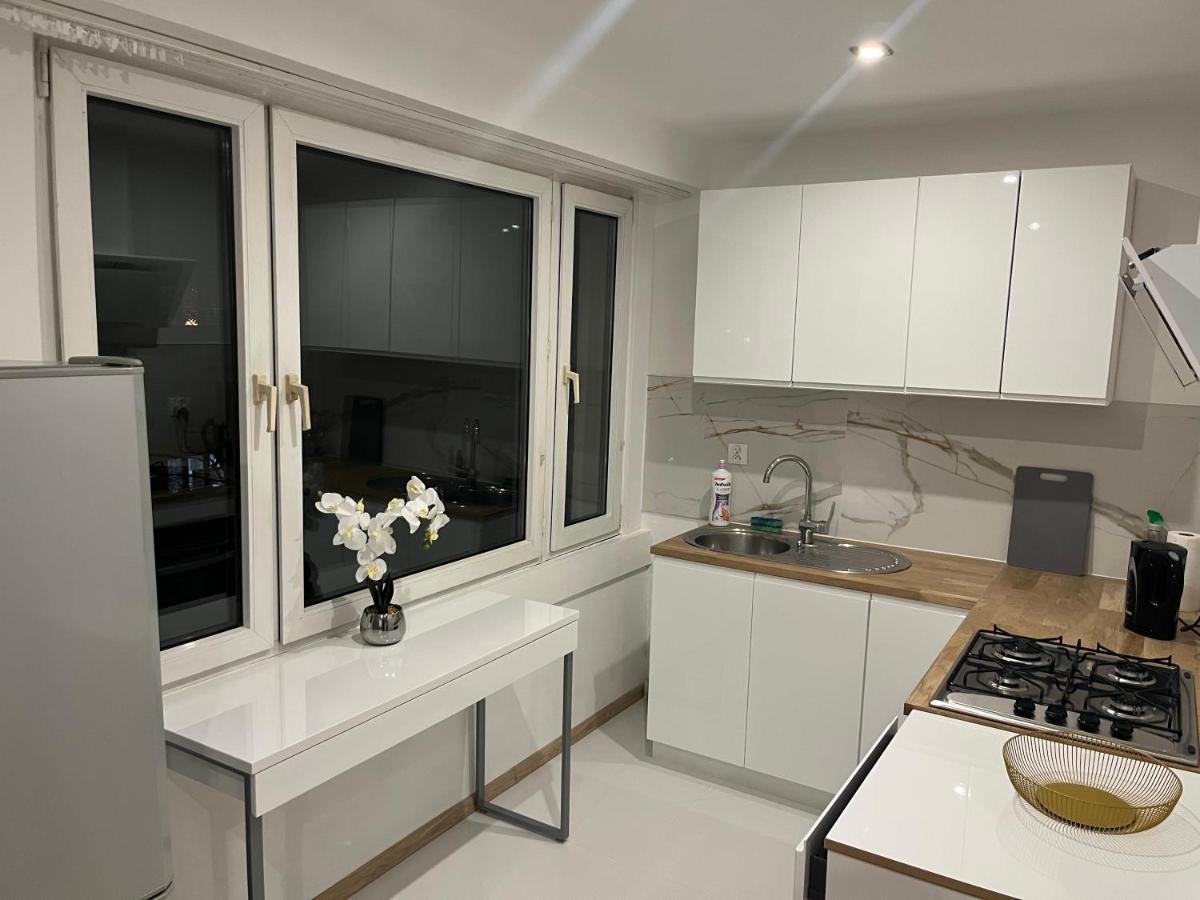 Apartament Centrum Okulickiego ! Stalowa Wola Buitenkant foto