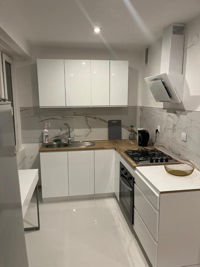 Apartament Centrum Okulickiego ! Stalowa Wola Buitenkant foto