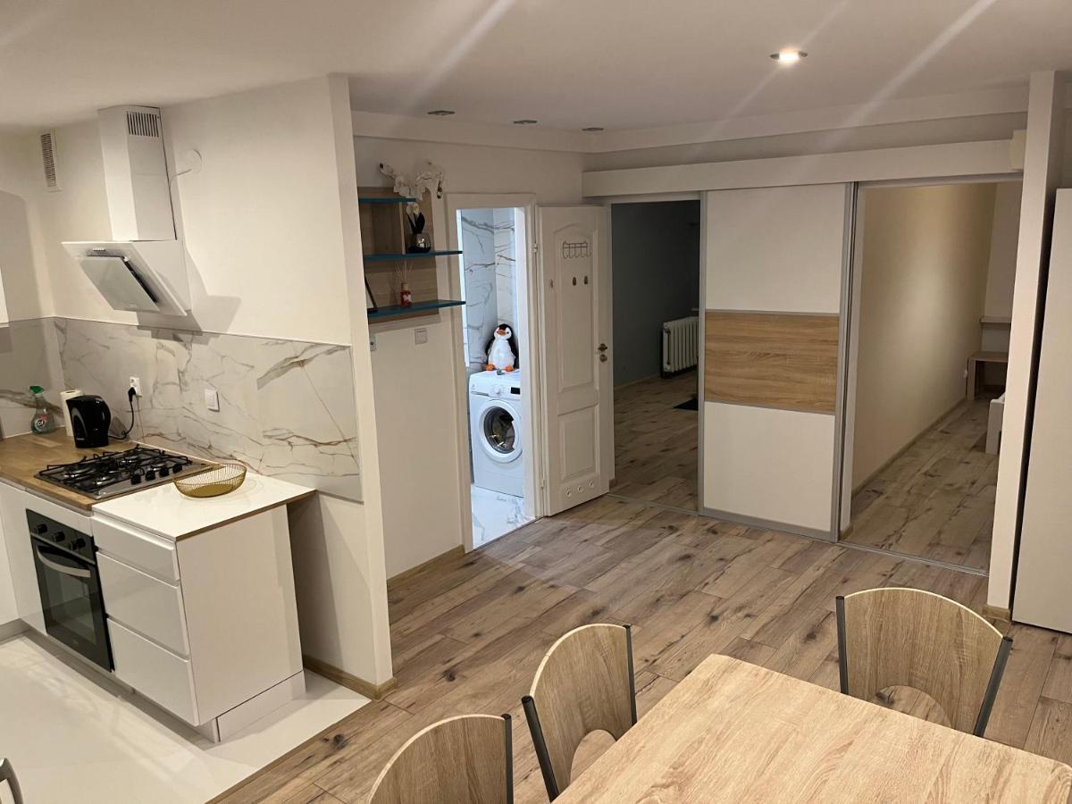 Apartament Centrum Okulickiego ! Stalowa Wola Buitenkant foto